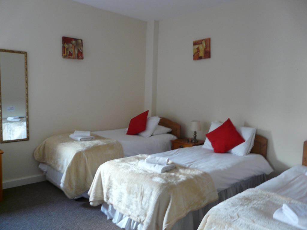 The Courtyard Apartments Carrick on Shannon Eksteriør bilde